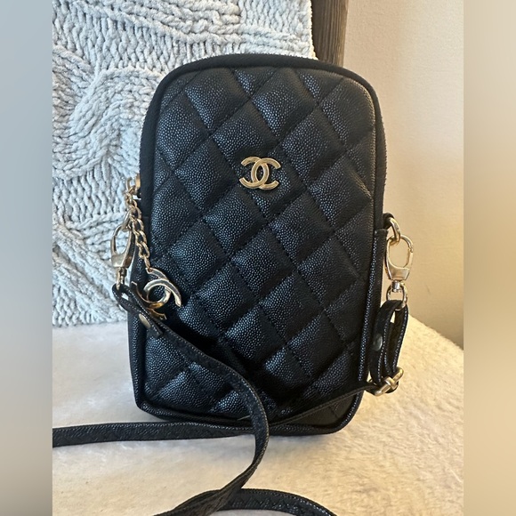 Black Quilted Mini Crossbody by CC Beauty - Picture 4 of 7